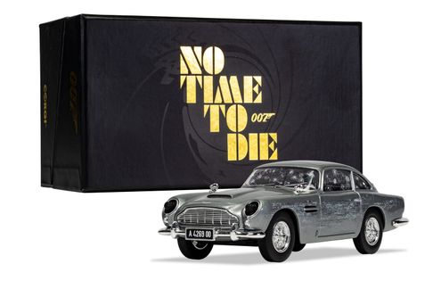 CC04314 1 James Bond Aston Martin DB5 No Time To Die Hero